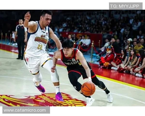 深圳篮球队荣登篮球战术排行榜第五名展现实力与潜力